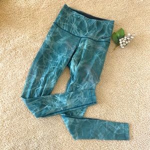 💐Nike leggings - Green marble pattern